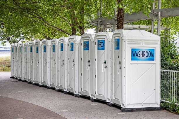 Portable Toilet Options We Offer in Buckeye Lake, OH